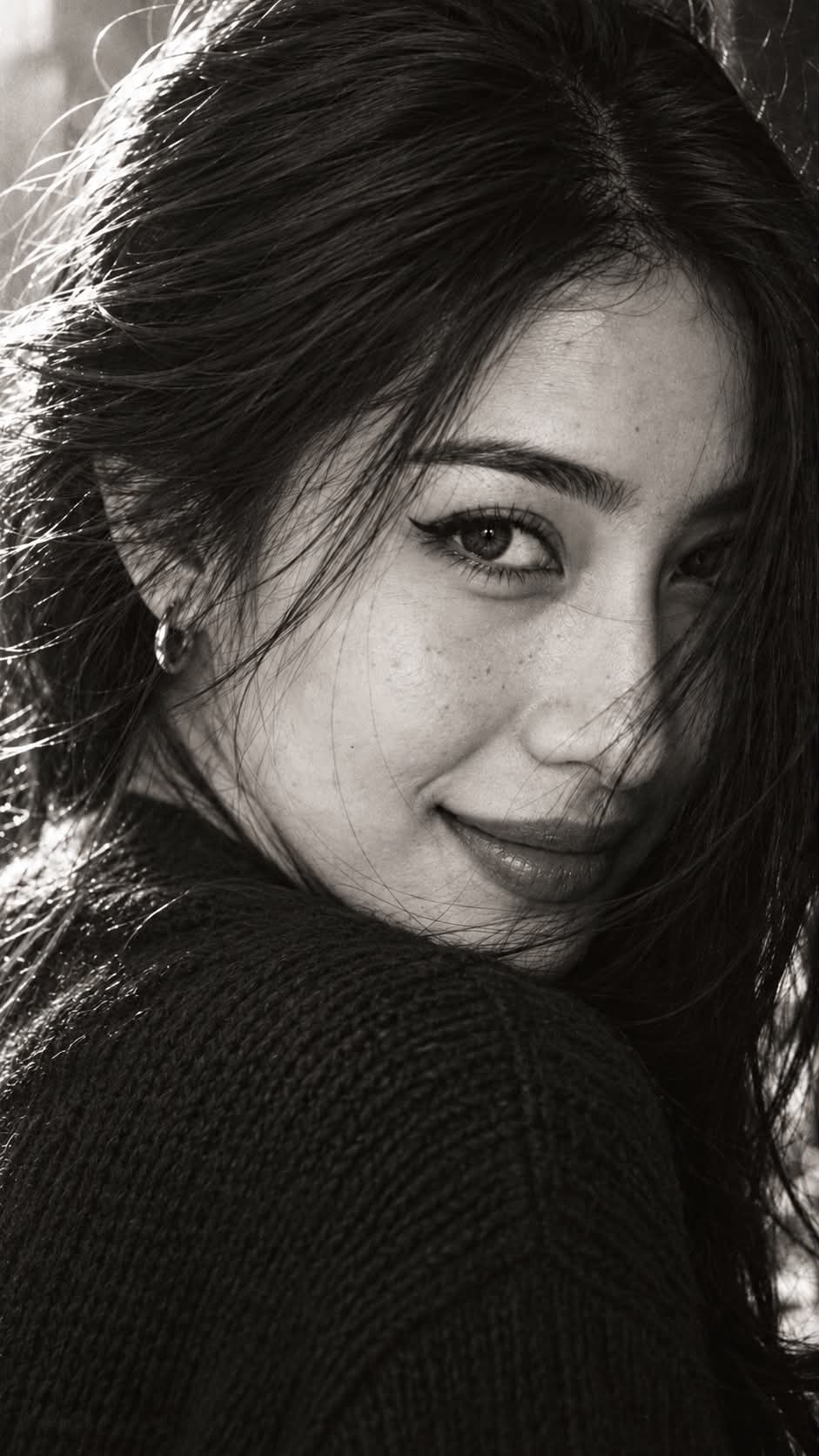 Over-the-Shoulder Playful Portrait output 1