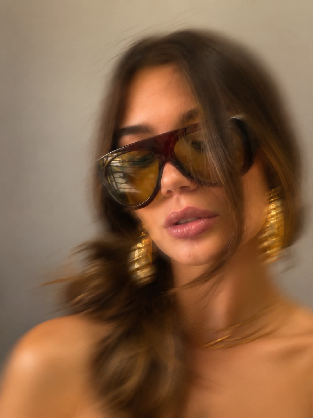 Ethereal Long-Exposure Fashion Portrait output 2
