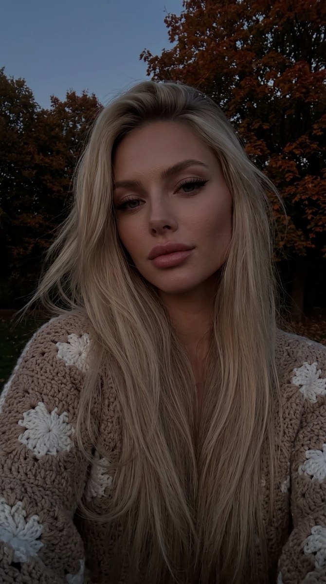 Dark Autumn Park Close-Up Selfie output 2