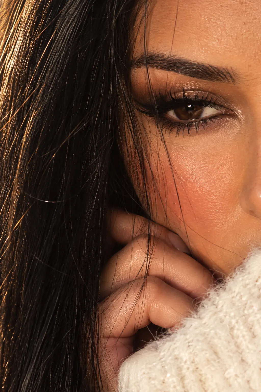 Warm Extreme Close-Up Portrait output 2