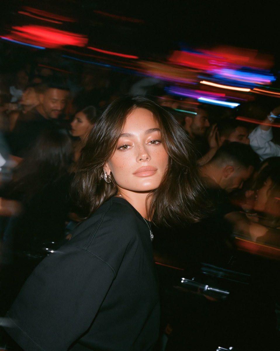 Nightclub Flash Fashion Editorial output 3