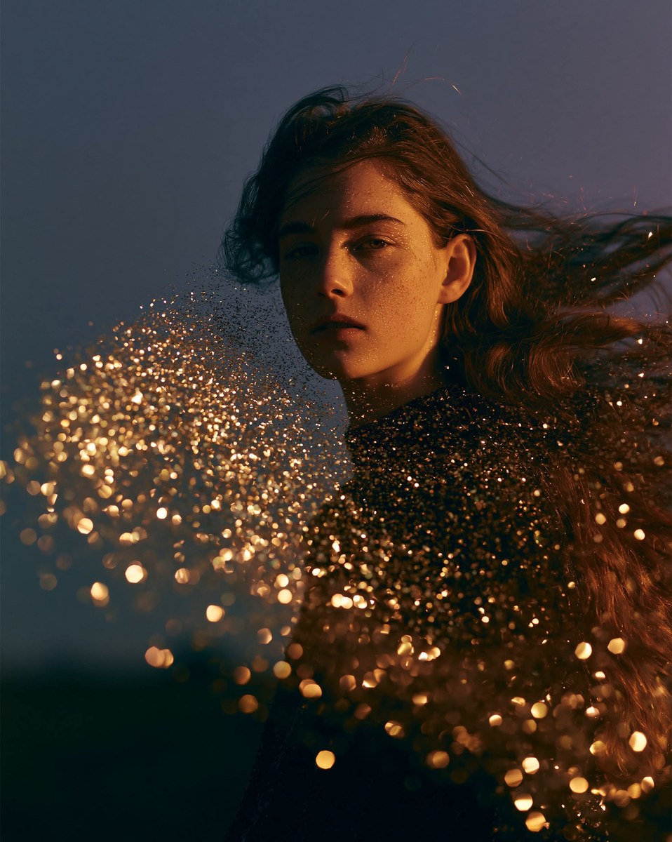 Glittering Hair Fashion Portrait output 4