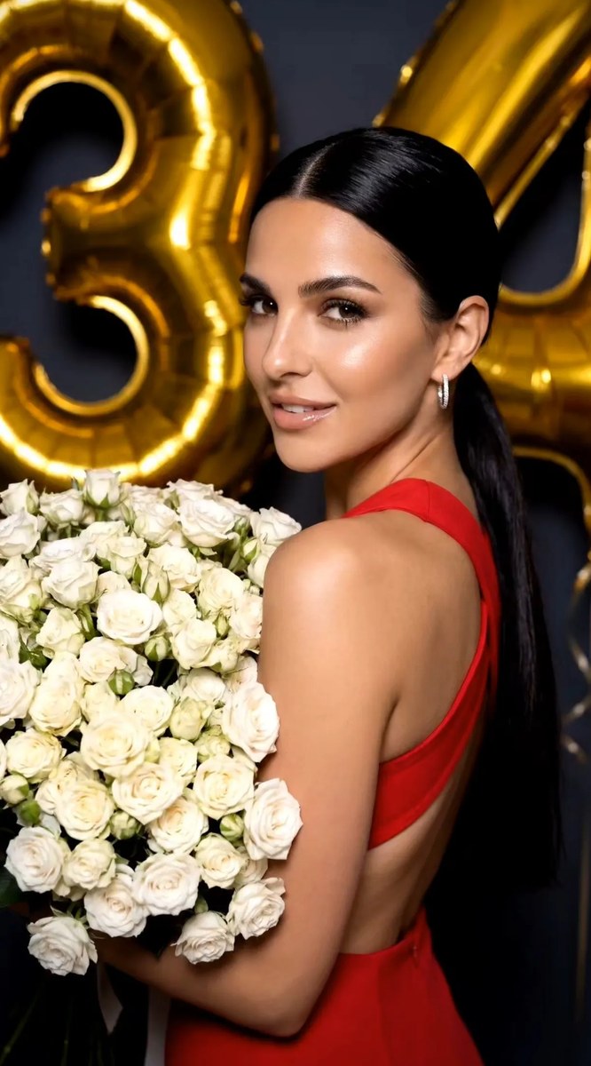 Romantic Birthday Portrait with Gold Number Balloons
