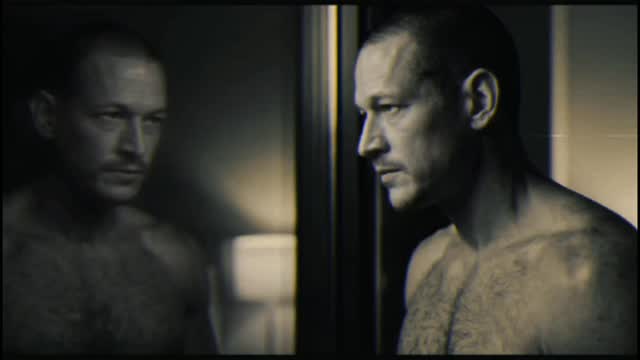 The Last Embrace: A Cinematic Image and Video Prompt