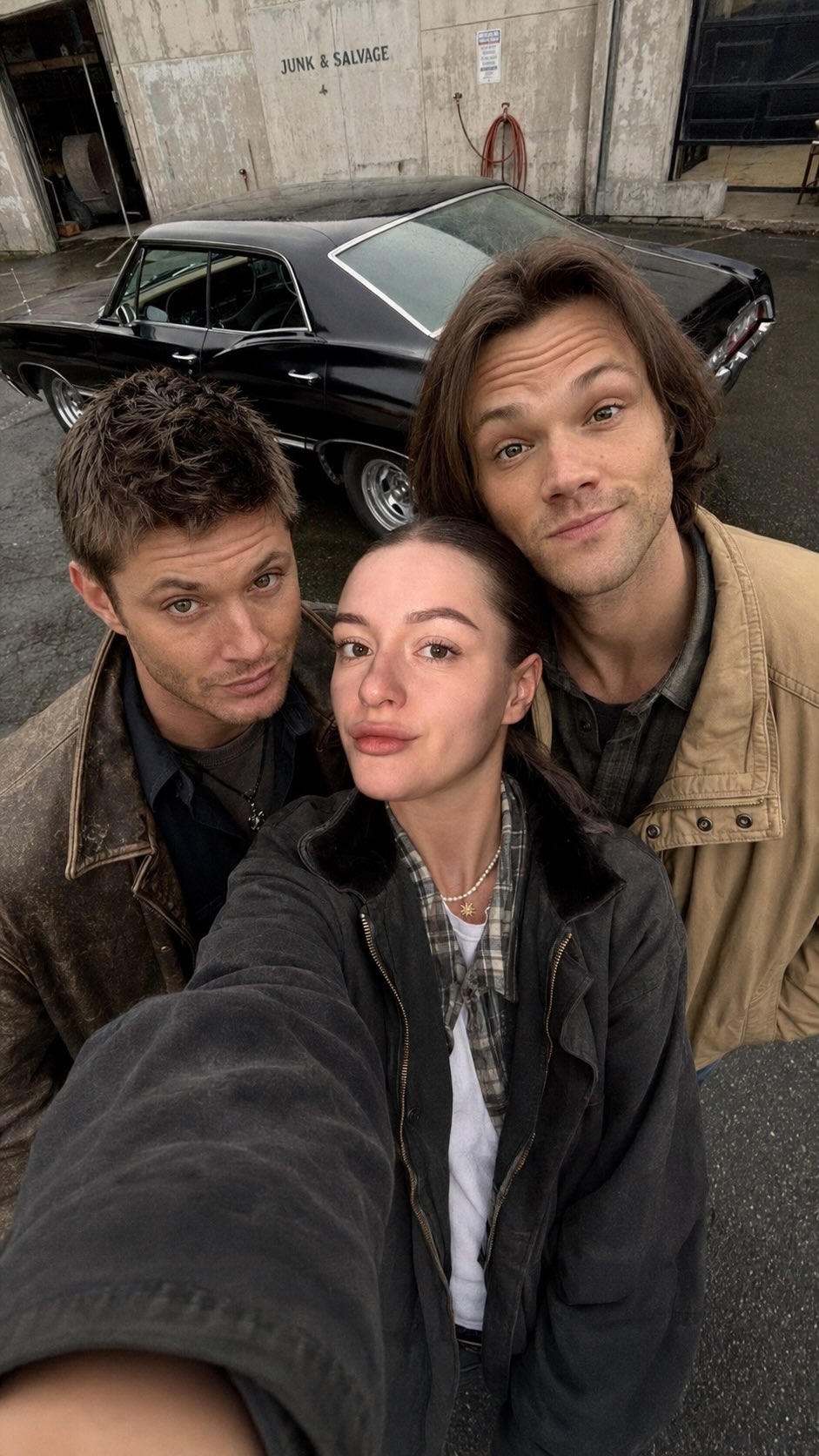 Supernatural Cast Group Selfie output 1