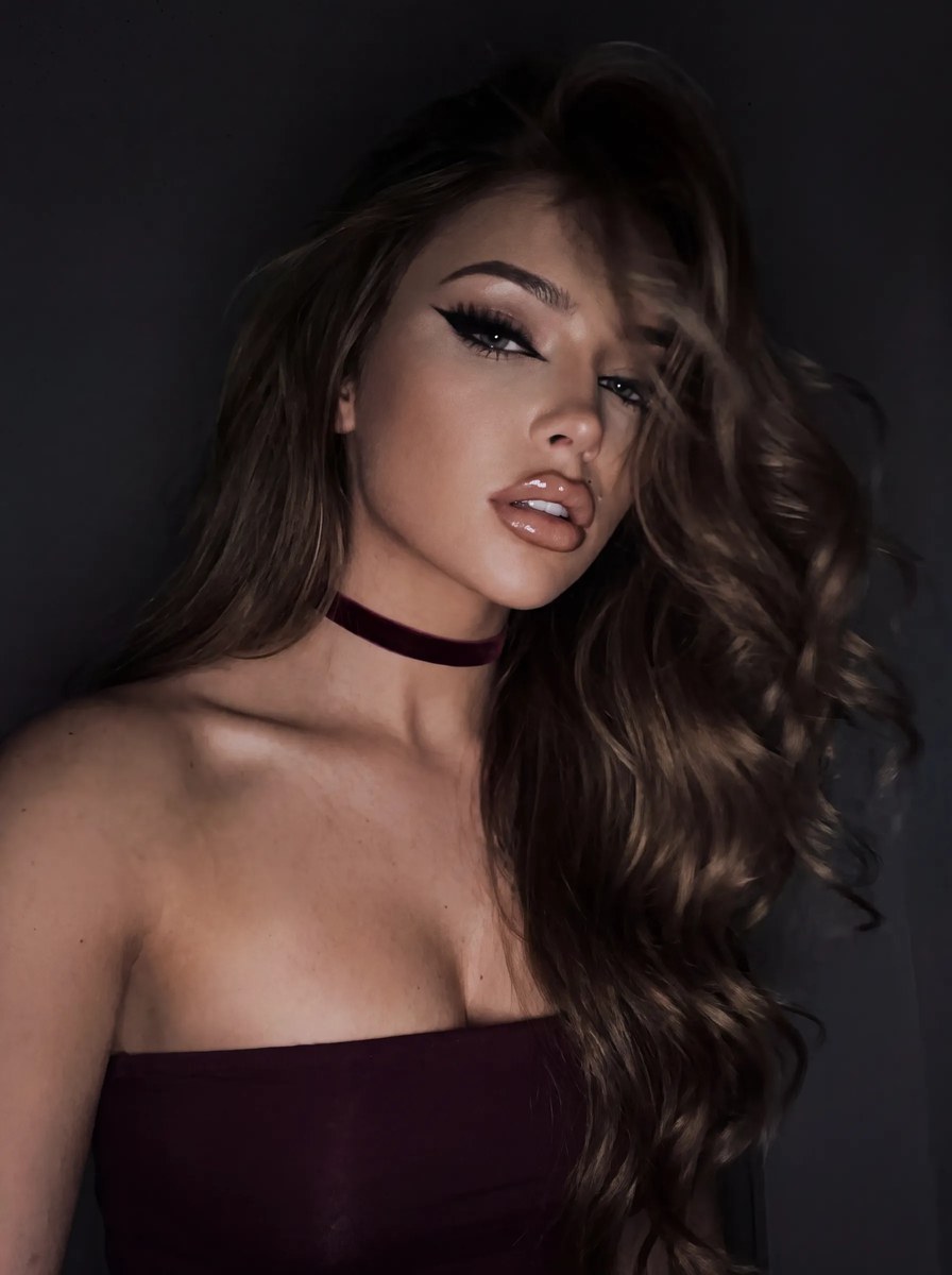 Dark Glam Portrait in Near Darkness output 1