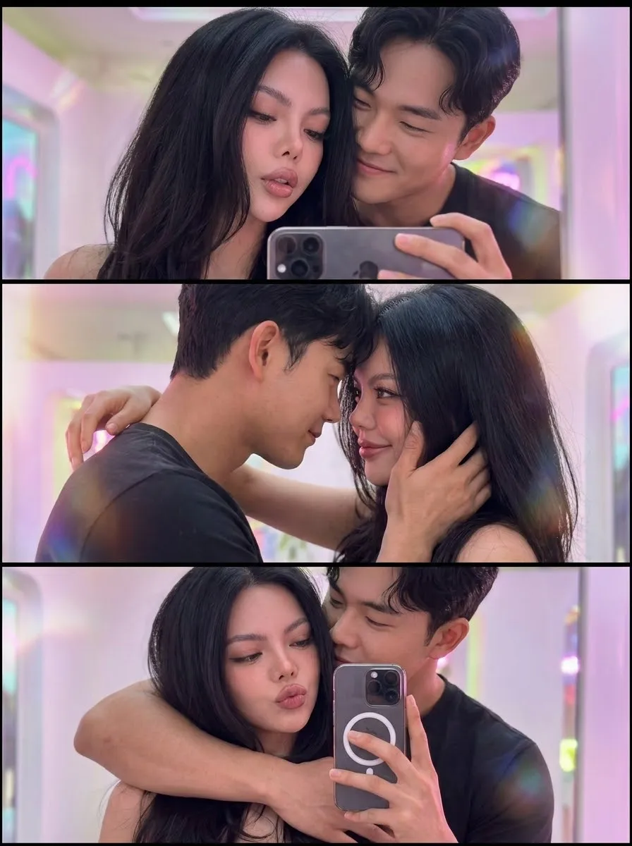 Romantic Three-Panel Couple Mirror Photobooth output 1