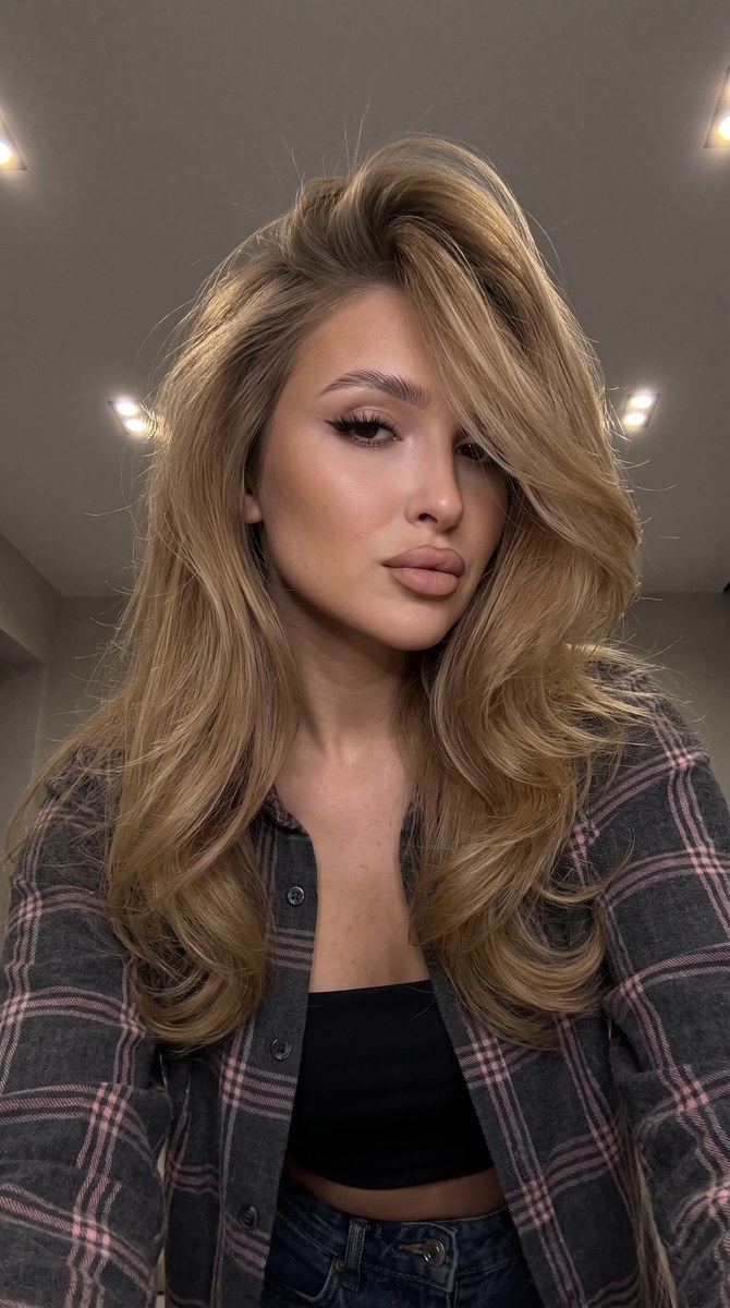 Low-Angle, Voluminous Hair Selfie output 2