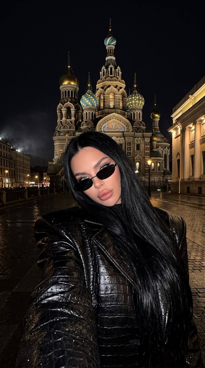 Rainy Night Selfie in Saint Petersburg output 2