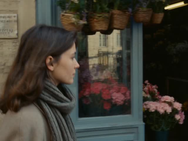 Cinéma Vérité: 1970s Paris Street Documentary