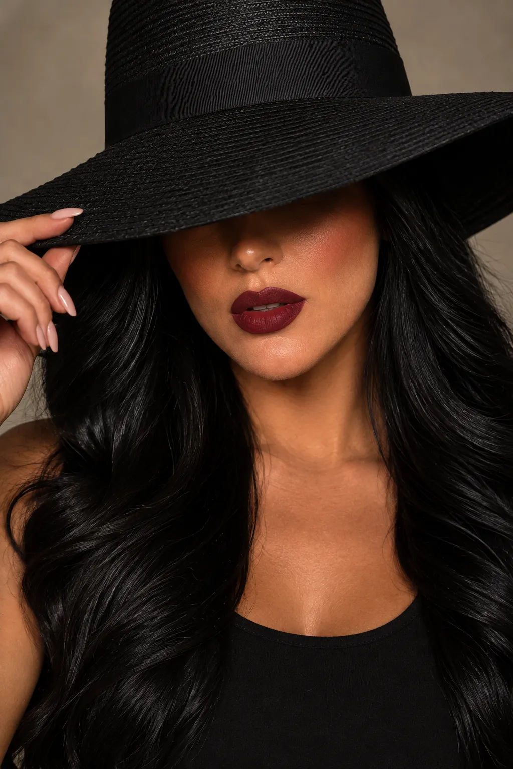 Mysterious Portrait in a Wide-Brimmed Hat output 2