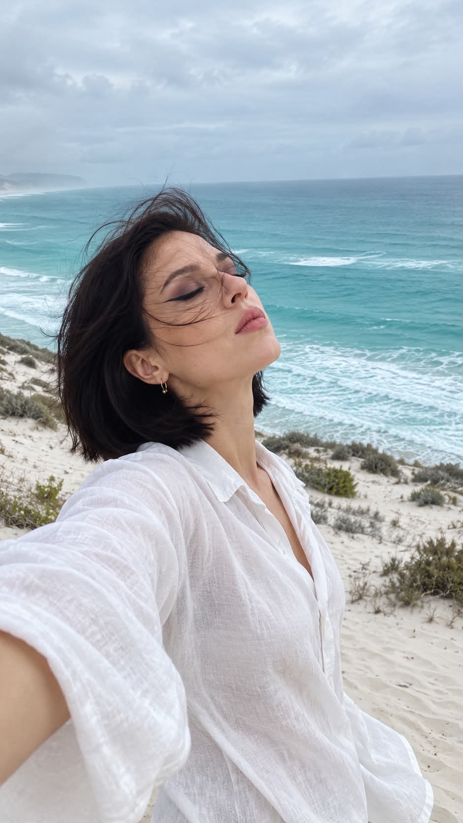 Windswept Ocean Selfie in White Linen output 2