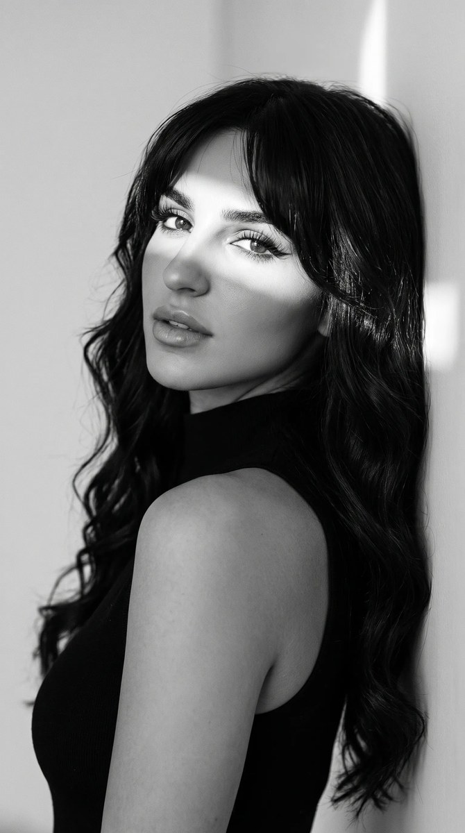 Black-and-White Fine-Art Editorial Portrait