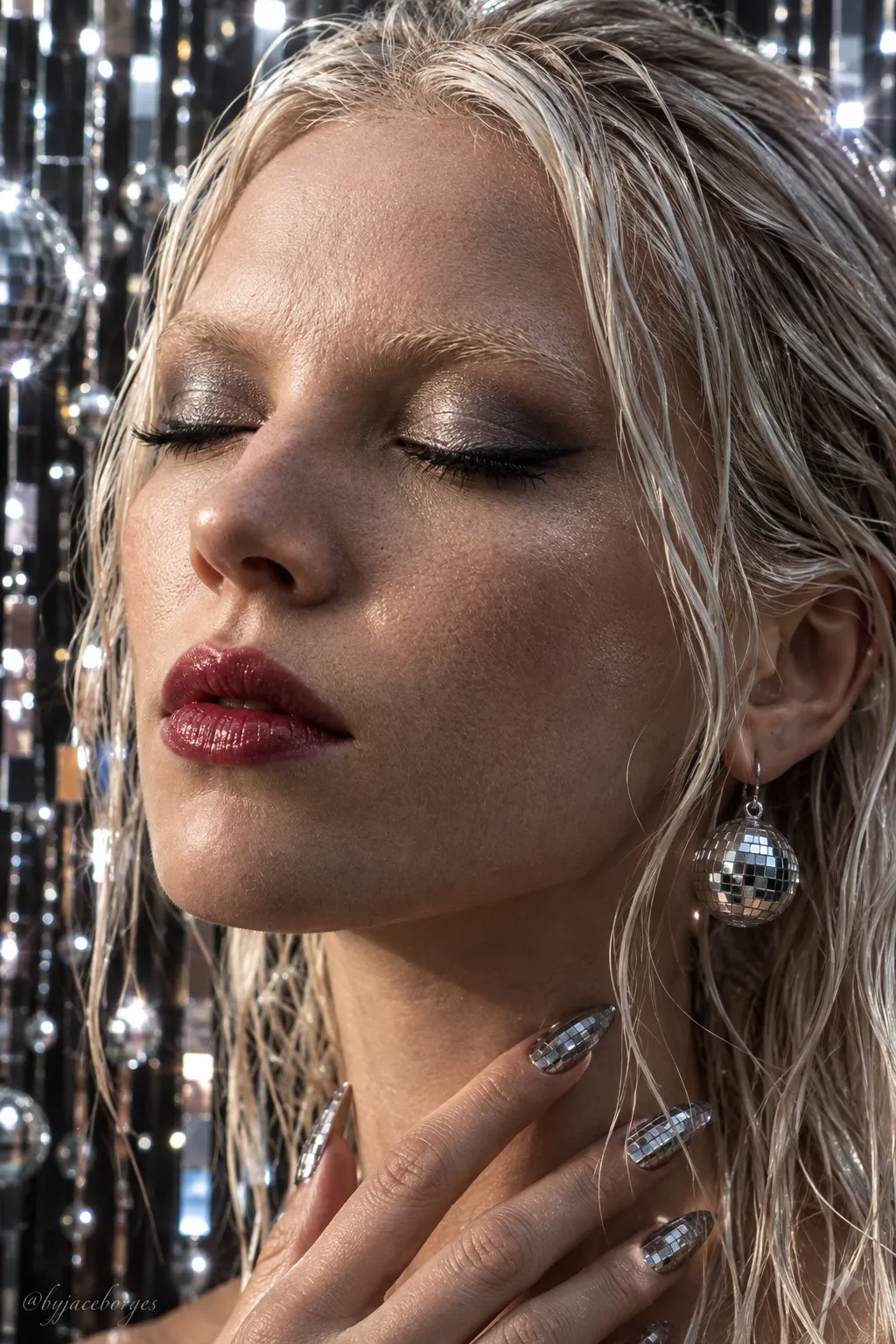 Mirrorball Veil: Wet-Look Female Beauty Editorial output 6