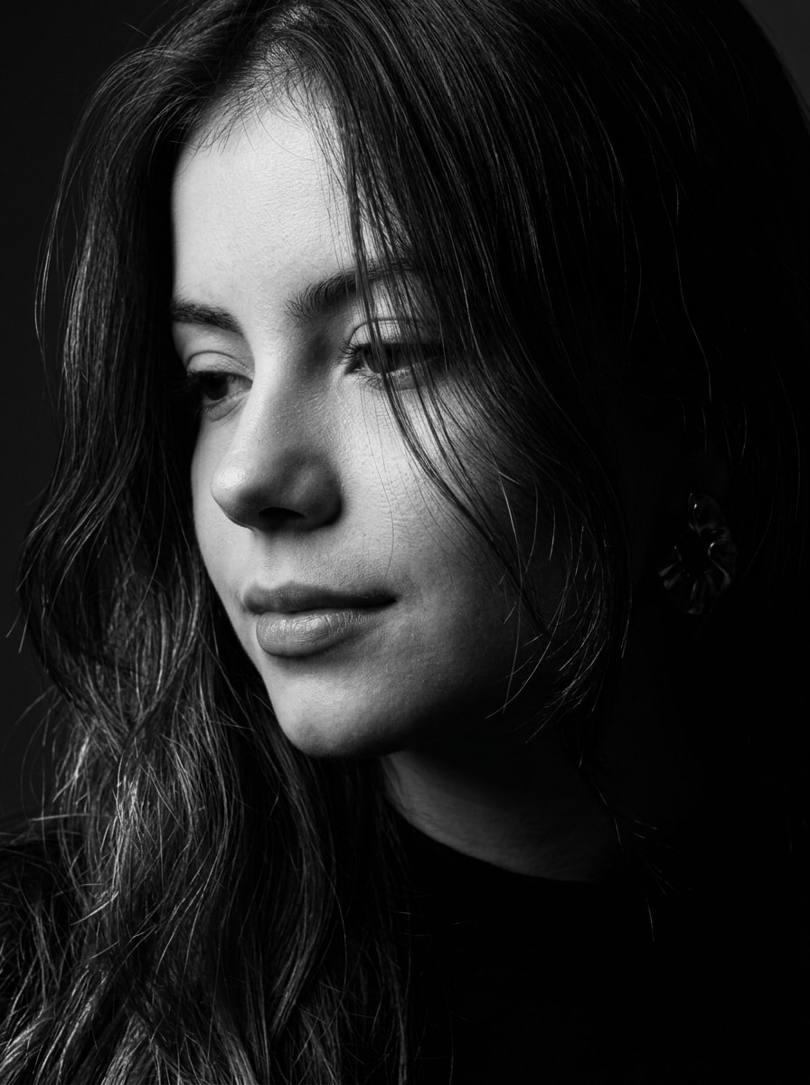 Monochrome Chiaroscuro Portrait output 1