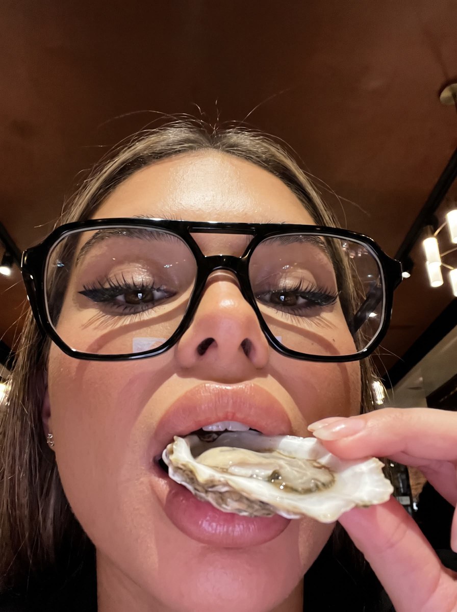 Extreme Low-Angle Oyster Portrait