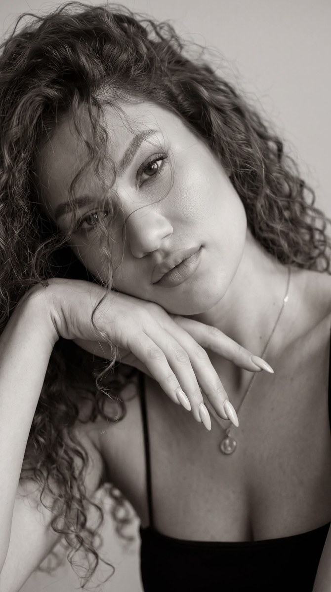 Black-and-White Intimate Beauty Portrait