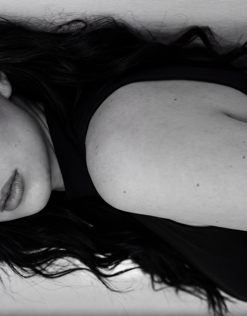 Dramatic Black-and-White Beauty Portrait output 2