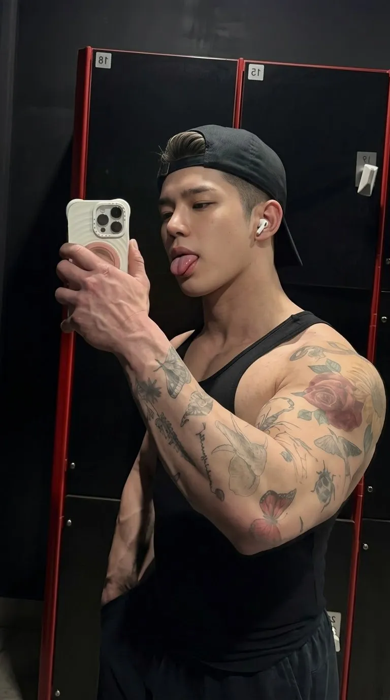 Tattooed Korean Man Gym Mirror Selfie output 1