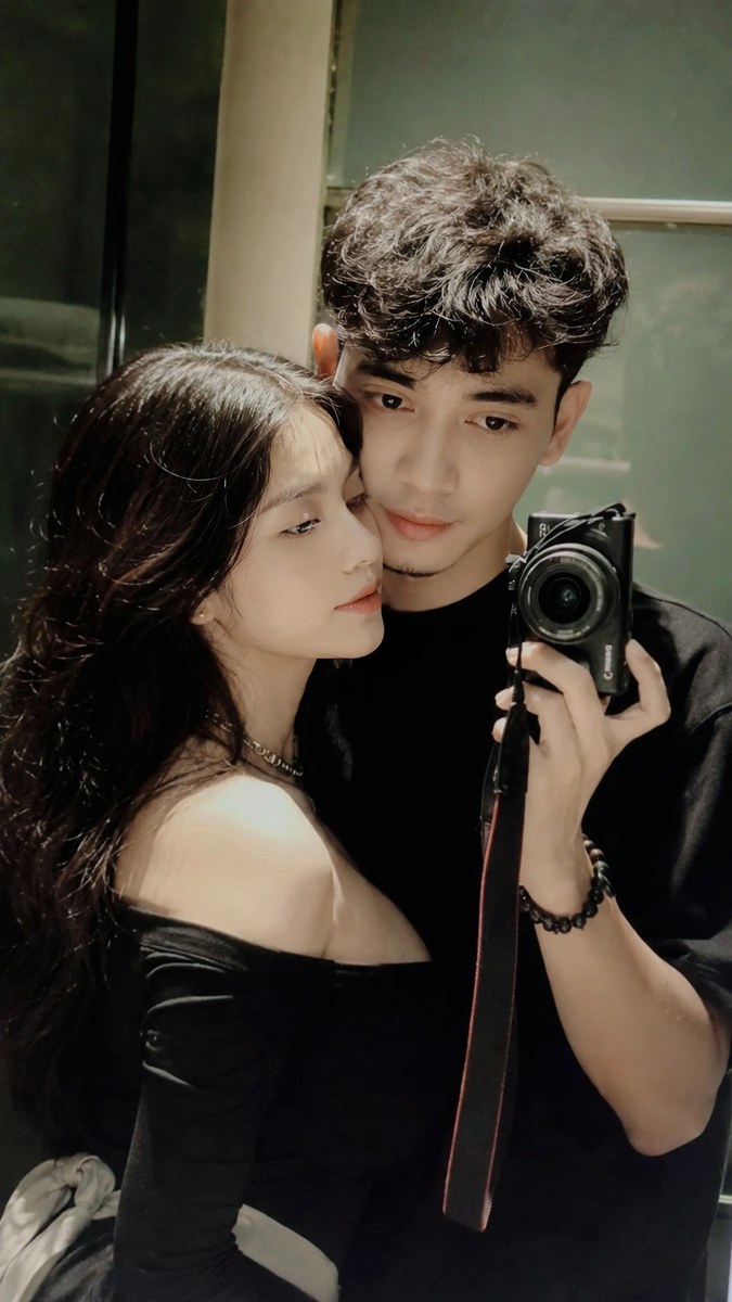 Ultra-Realistic Editorial Mirror Selfie of an Indonesian Couple