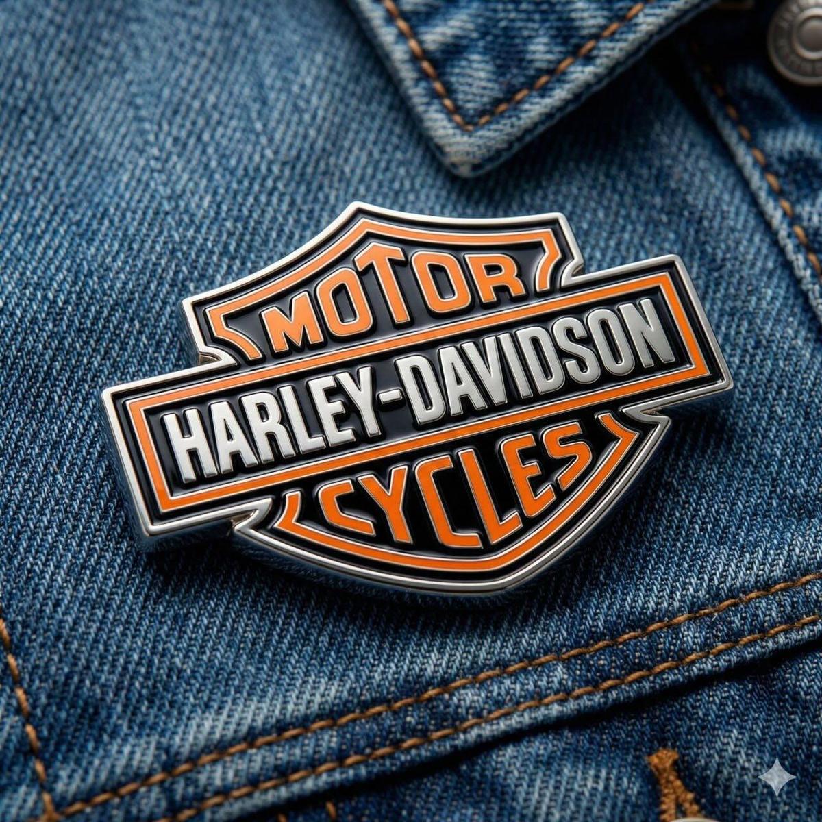Creating badges with the brand's logo output 4