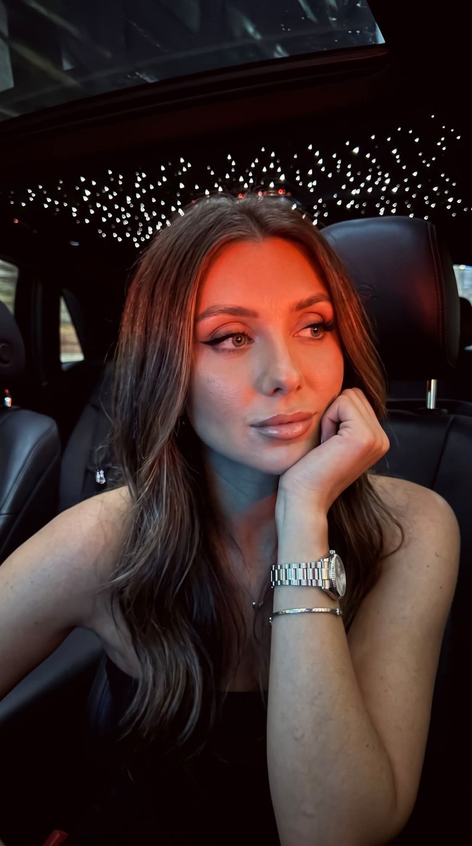 Blurry Nighttime Portrait in a Luxury Car output 2