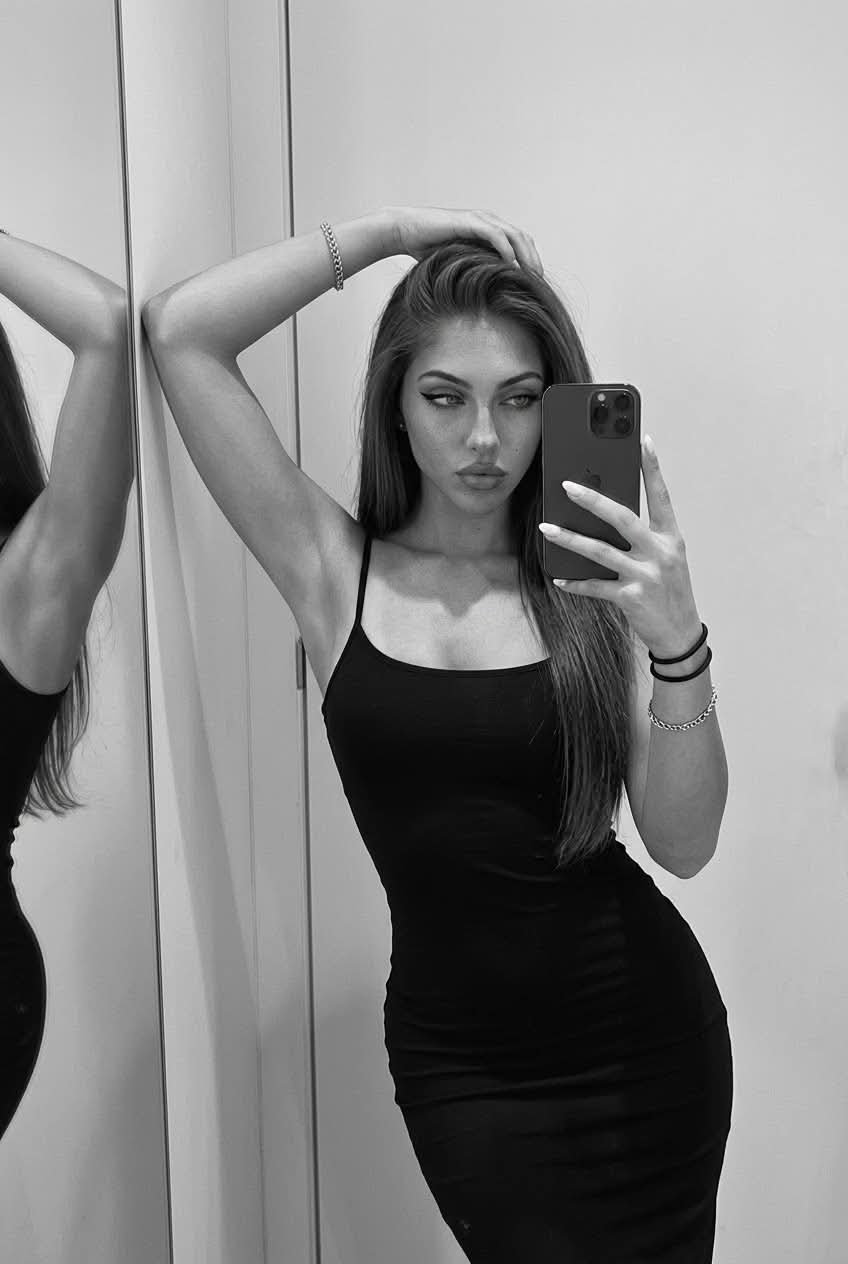 Monochrome Fitting-Room Mirror Selfie
