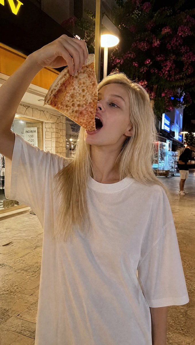 Candid Nighttime Pizza Photo output 1