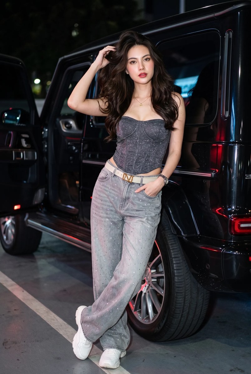 Nighttime SUV Fashion Portrait