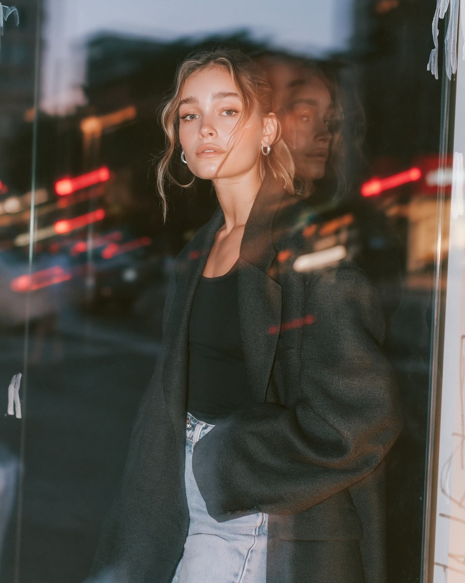 Traffic Lights: Street Fashion Editorial output 4