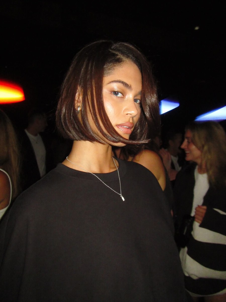 Candid Nightclub Flash Portrait output 3