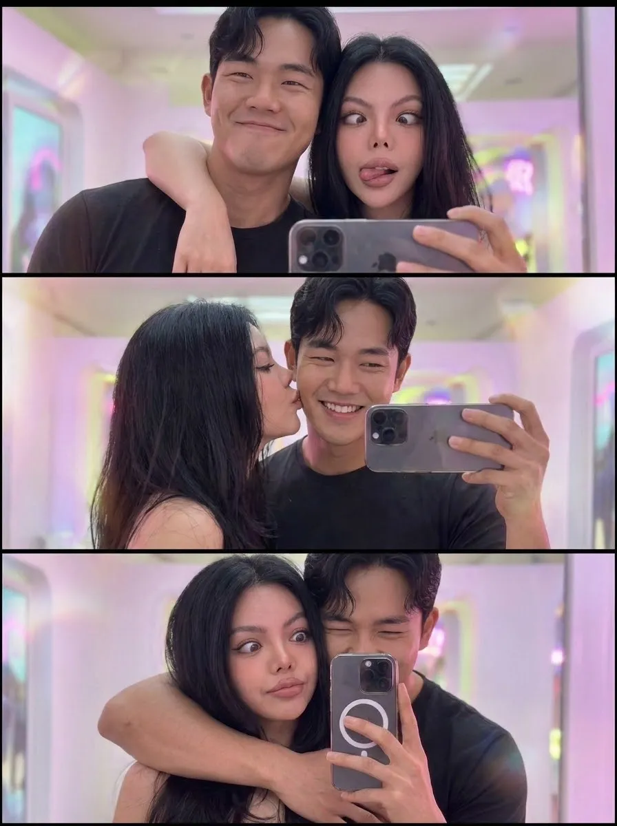 Romantic Three-Panel Couple Mirror Photobooth output 5