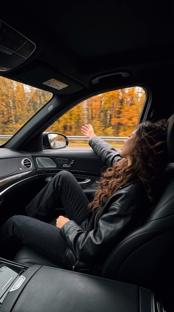 Atmospheric Autumn Highway Photo output 2
