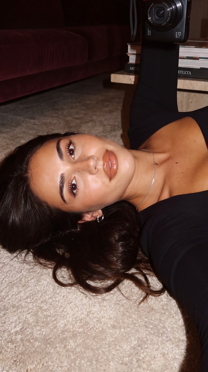 Direct-Flash Carpet Selfie output 2