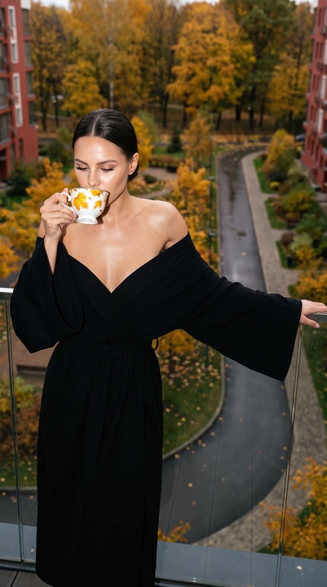 Autumn Balcony Fashion Portrait with Direct Flash output 2