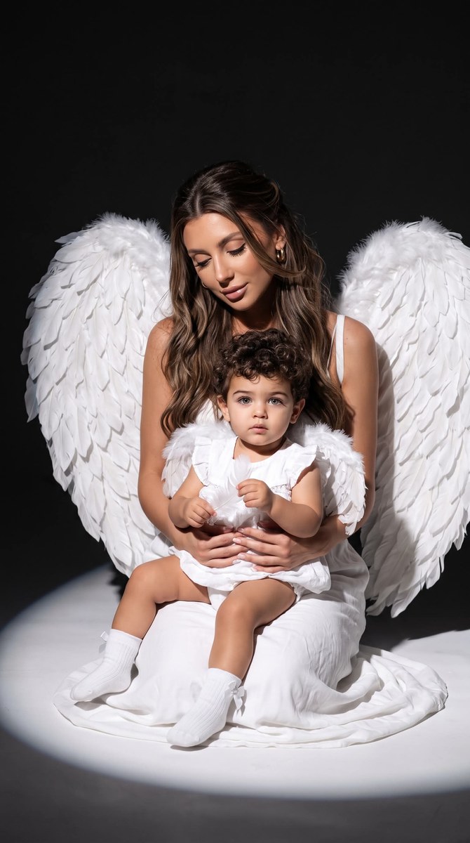 Angelic Mother and Child Studio Portrait output 1