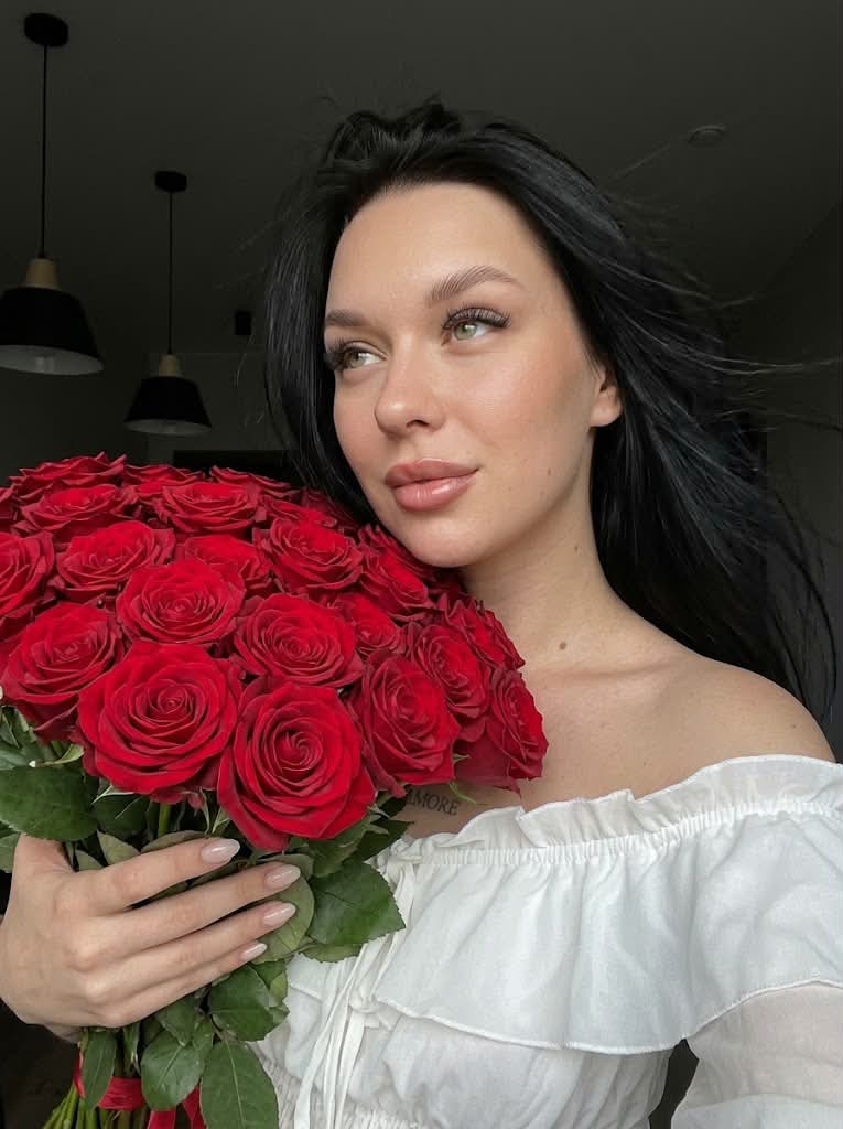 Windblown Selfie with Red Roses output 1