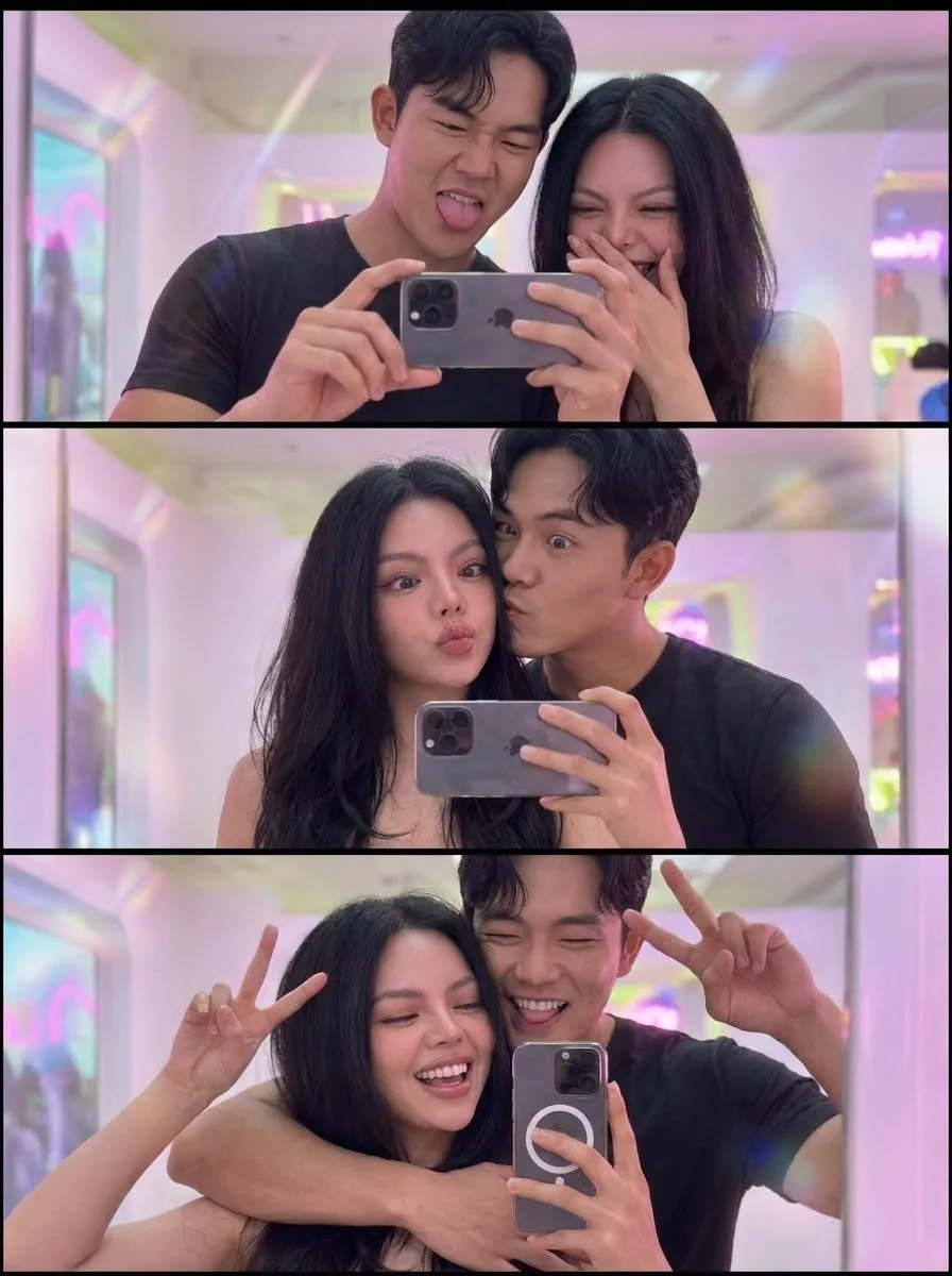 Romantic Three-Panel Couple Mirror Photobooth output 4