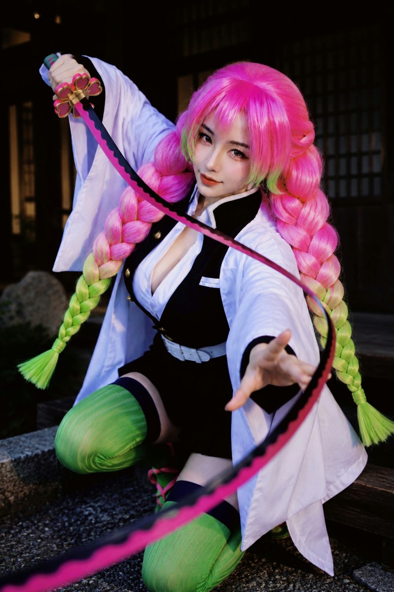 Solitary Bloom Beneath the Blade — Mitsuri Kanroji Cosplay Portrait output 5