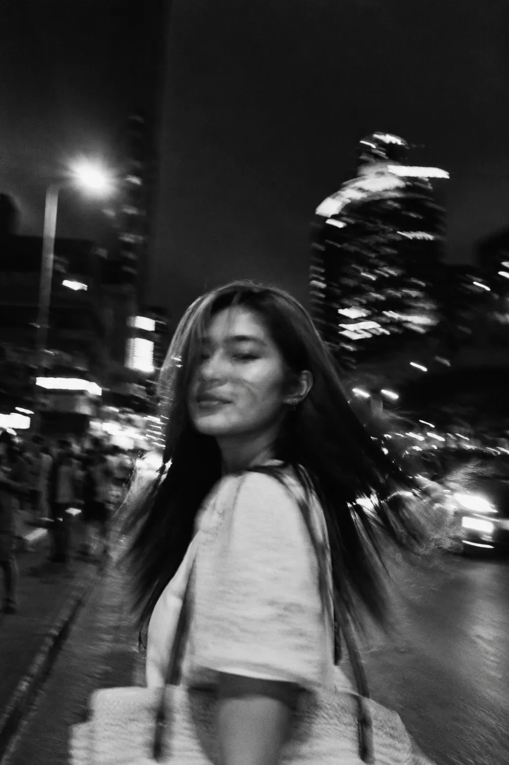 Dreamlike Long-Exposure City Portrait output 1