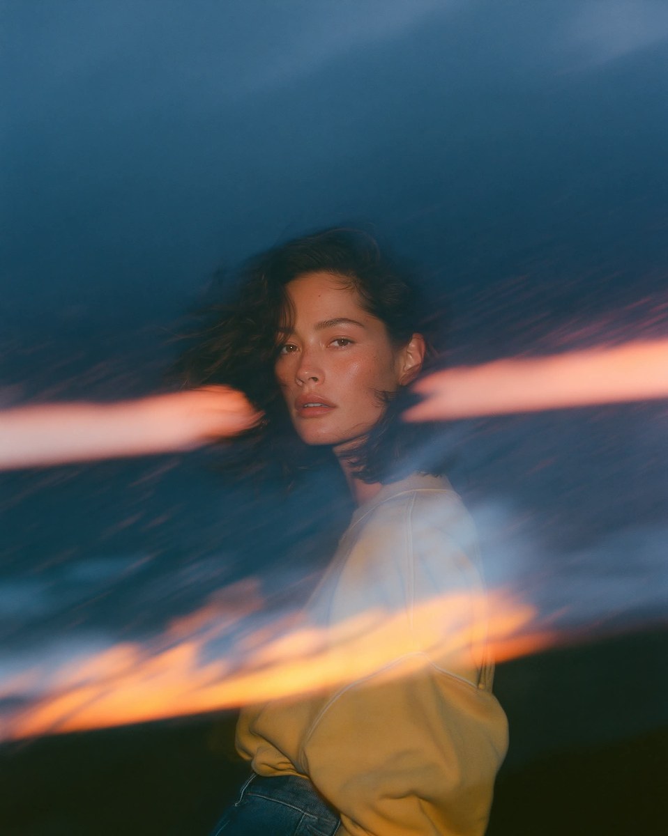 Stormglass: Stormy Coastal Portrait output 4