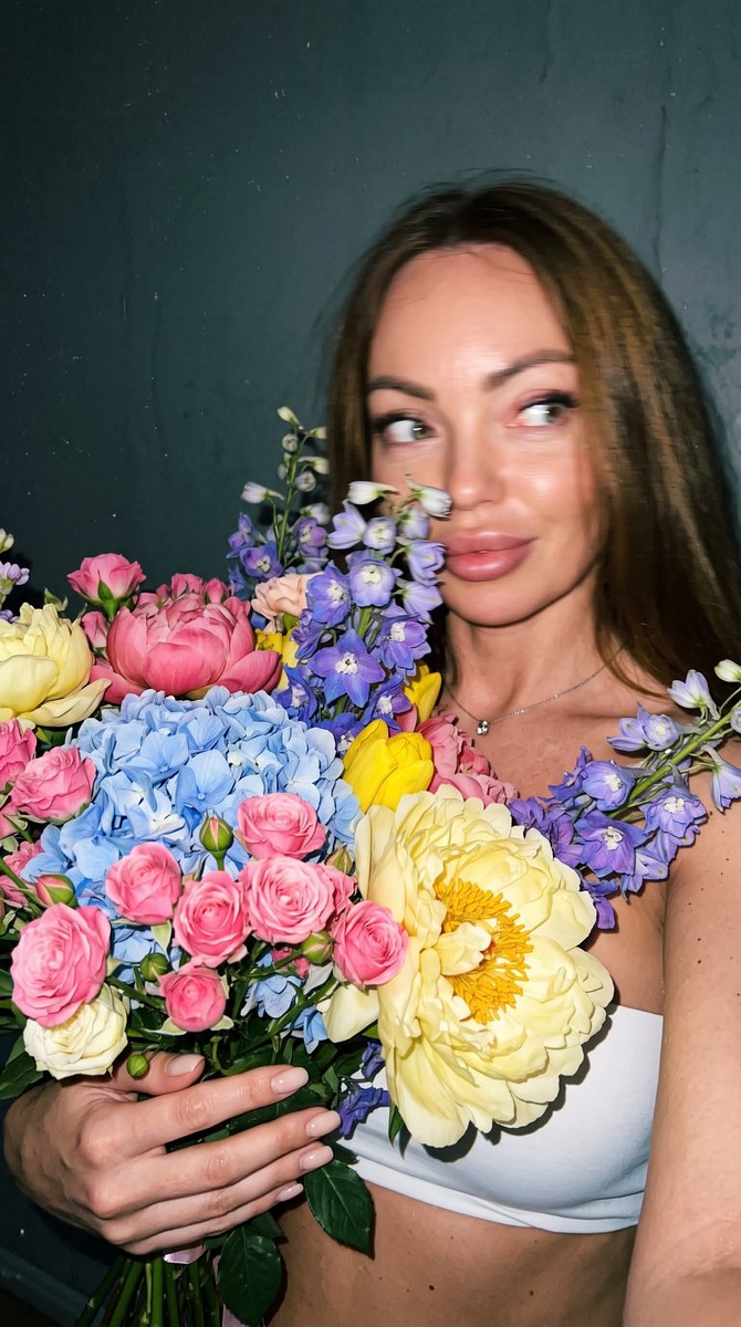 Bouquet Selfie with Warm Film Grain